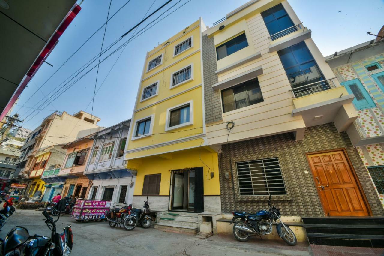 Hotel Vinayaka Nāthdwāra Exterior foto